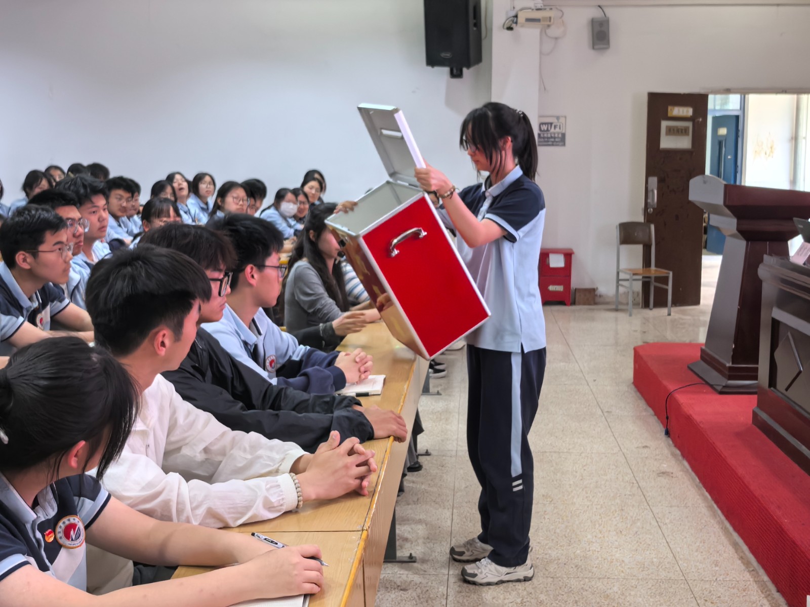 图6.jpg