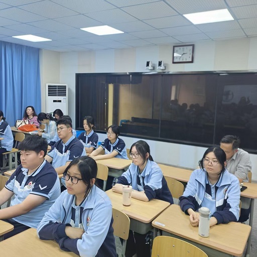 听课.jpg