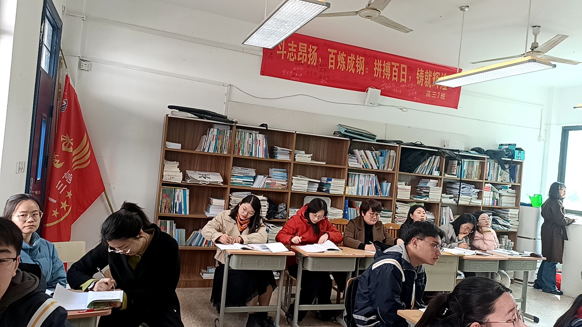 b2c037f5a41dffc95be7e9021cb42e97.jpg